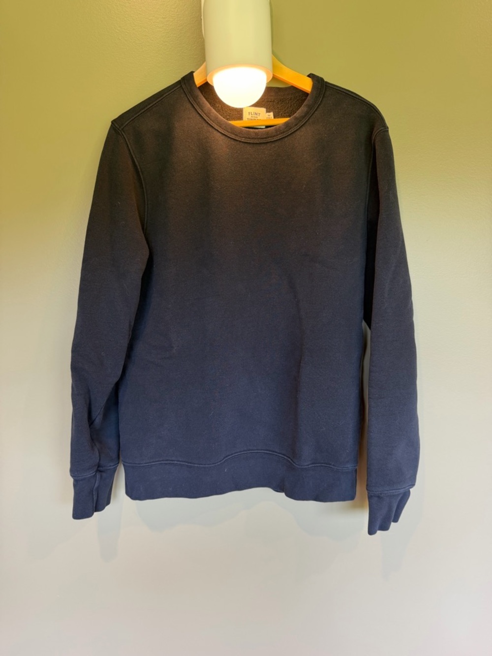 Flint and Tinder classic Men's Crewneck Sweatshirt - black size medium
